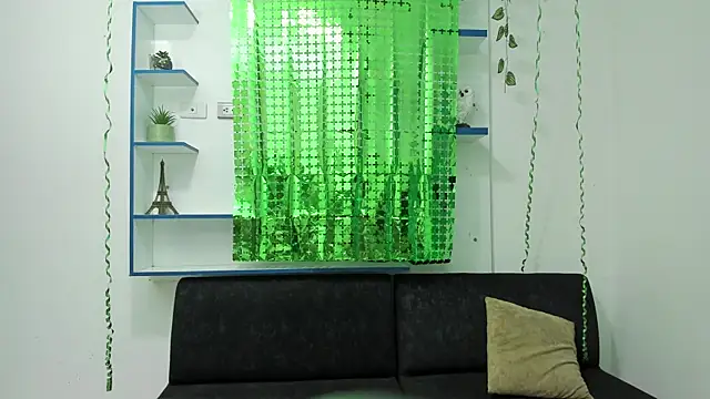 Snapshot of luna_sex_hot_ chatting on 04-11-26, 03:00 luna sex hot online show from 04-11-26, 03:00