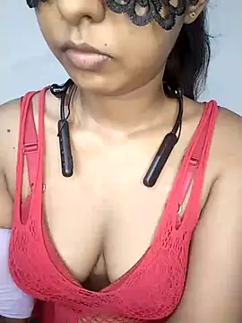 ASHANYA JAYASOORIYA online show from 05-17-26, 01:40