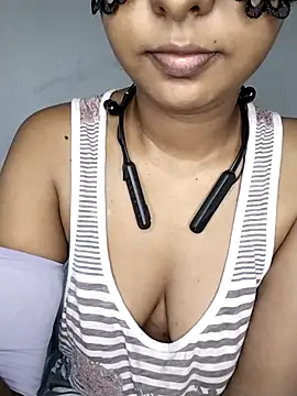 ASHANYA JAYASOORIYA online show from 05-26-26, 10:00