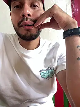 Snapshot of katasanz chatting on 03-02-26, 07:10 katasanz online show from 03-02-26, 07:10