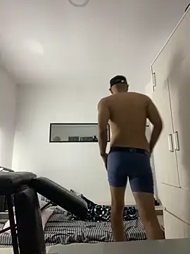 Snapshot of katasanz chatting on 03-05-26, 03:35 katasanz online show from 03-05-26, 03:35