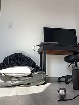 Snapshot of katasanz chatting on 03-14-26, 01:27 katasanz online show from 03-14-26, 01:27