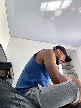 Snapshot of katasanz chatting on 03-19-26, 02:10 katasanz online show from 03-19-26, 02:10