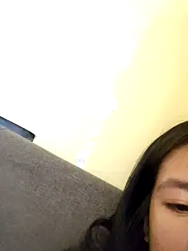 Luna Moonfang online show from 03-31-26, 02:17