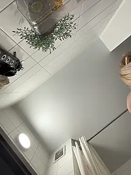 LisaMurr online show from 04-01-26, 03:09