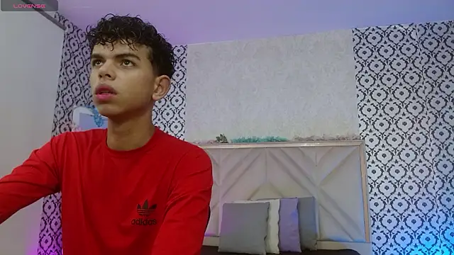 Snapshot of keahi_tay chatting on 03-08-26, 11:36 keahi tay online show from 03-08-26, 11:36