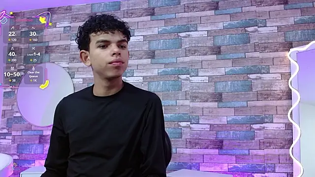 Snapshot of keahi_tay chatting on 03-17-26, 11:46 keahi tay online show from 03-17-26, 11:46