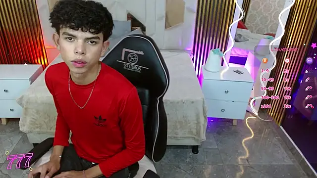 Snapshot of keahi_tay chatting on 03-27-26, 07:02 keahi tay online show from 03-27-26, 07:02