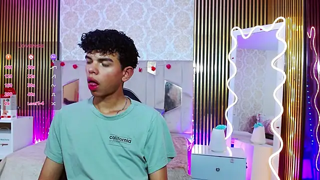 Snapshot of keahi_tay chatting on 04-01-26, 07:22 keahi tay online show from 04-01-26, 07:22