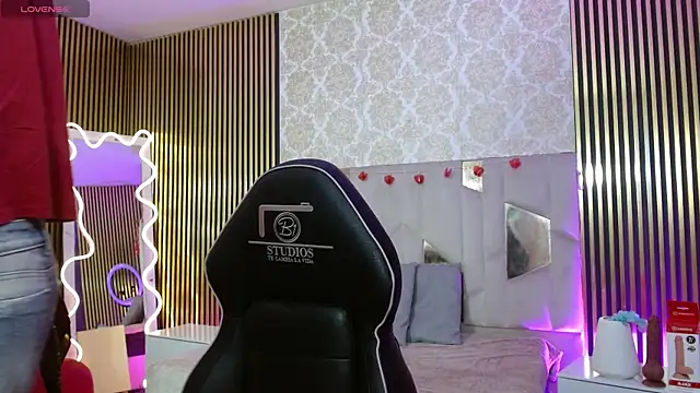 Snapshot of keahi_tay chatting on 04-09-26, 07:19 keahi tay online show from 04-09-26, 07:19