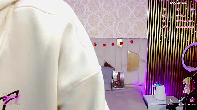 Snapshot of keahi_tay chatting on 04-12-26, 11:37 keahi tay online show from 04-12-26, 11:37