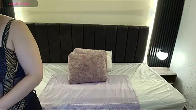 MoriahStorm online show from 04-30-26, 12:44