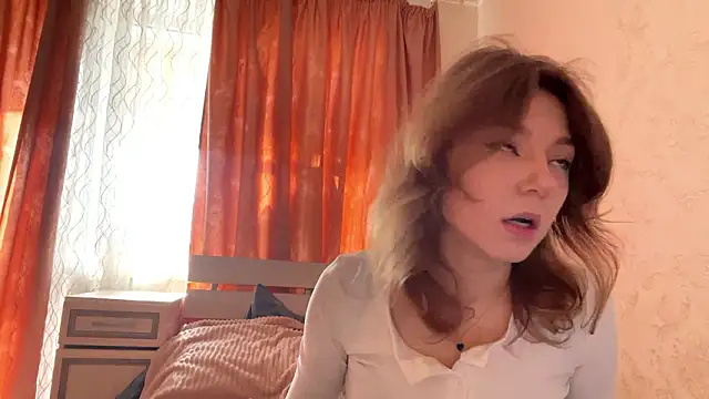 aera elese online show from 03-28-26, 08:36