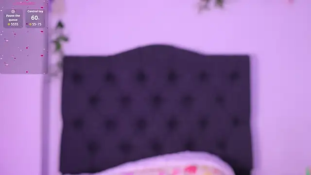 Snapshot of AmyKiss_ chatting on 06-09-26, 12:50 AmyKiss online show from 06-09-26, 12:50