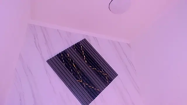 Snapshot of Santiago_Ortiz_ chatting on 04-14-26, 03:56 Santiago Ortiz online show from 04-14-26, 03:56