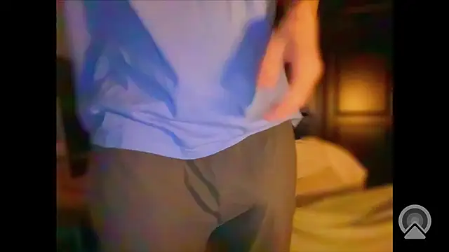 Snapshot of Woze chatting on 03-14-26, 01:44 Woze online show from 03-14-26, 01:44