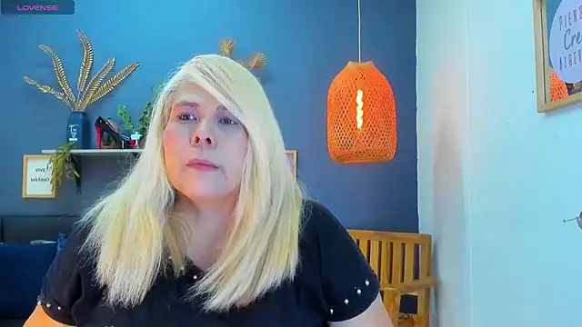 Snapshot of eva_colen50 chatting on 07-04-26, 05:30 eva colen50 online show from 07-04-26, 05:30
