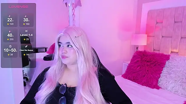 AnniJones online show from 04-15-26, 02:51