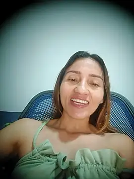 Snapshot of isaa- chatting on 06-14-26, 03:03 isaa- online show from 06-14-26, 03:03