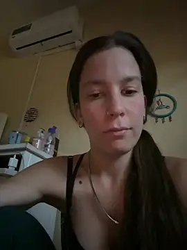 Snapshot of Melu12 chatting on 04-10-26, 06:01 Melu12 online show from 04-10-26, 06:01