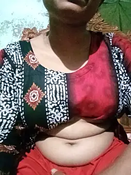 Snapshot of BreezySexyGirl69 chatting on 06-18-26, 11:47 BreezySexyGirl69 online show from 06-18-26, 11:47