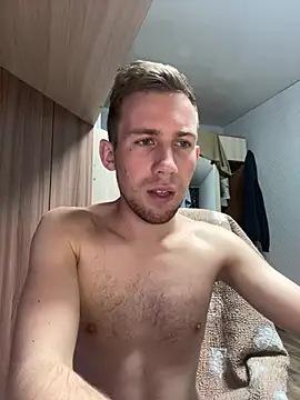 ---Dark--- online show from 05-19-26, 04:02