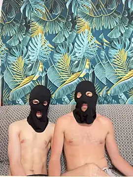 ---Dark--- online show from 06-27-26, 02:44