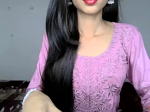 Snapshot of SIKSHA_SINGH chatting on 05-20-26, 06:14 SIKSHA SINGH online show from 05-20-26, 06:14