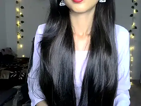 Snapshot of SIKSHA_SINGH chatting on 05-27-26, 08:28 SIKSHA SINGH online show from 05-27-26, 08:28