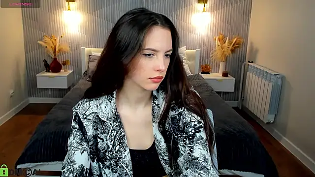 Snapshot of elise_robbie chatting on 03-31-26, 09:10 elise robbie online show from 03-31-26, 09:10