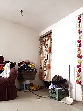 JoniXxX  online show from 04-06-26, 07:26