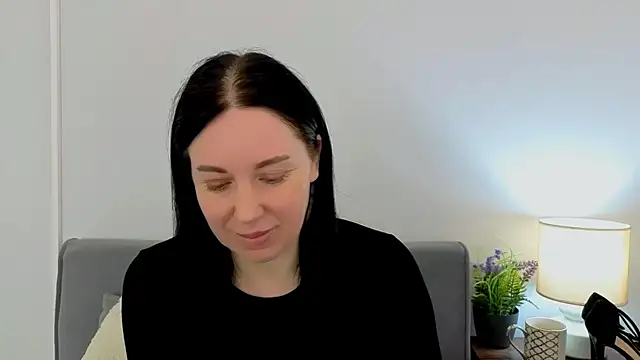 MiaFair online show from 03-27-26, 04:18