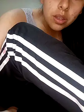 Rosyshadow online show from 04-15-26, 05:36