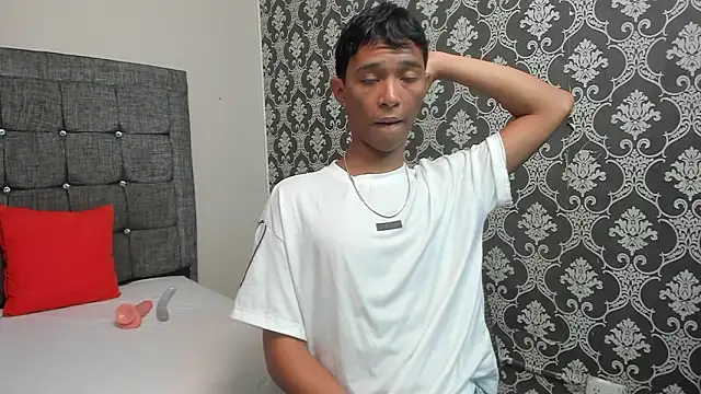 Little Twink19x online show from 03-21-26, 07:17