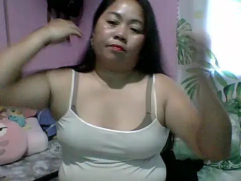 Snapshot of sweetanne19 chatting on 03-16-26, 05:55 sweetanne19 online show from 03-16-26, 05:55