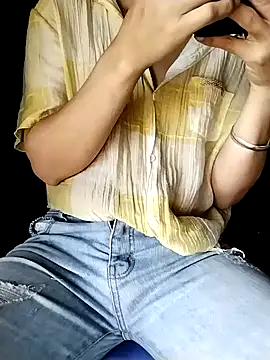 Snapshot of ngocbao11 chatting on 04-13-26, 01:44 ngocbao11 online show from 04-13-26, 01:44