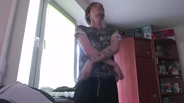 Samuel Skywalker online show from 06-08-26, 06:47