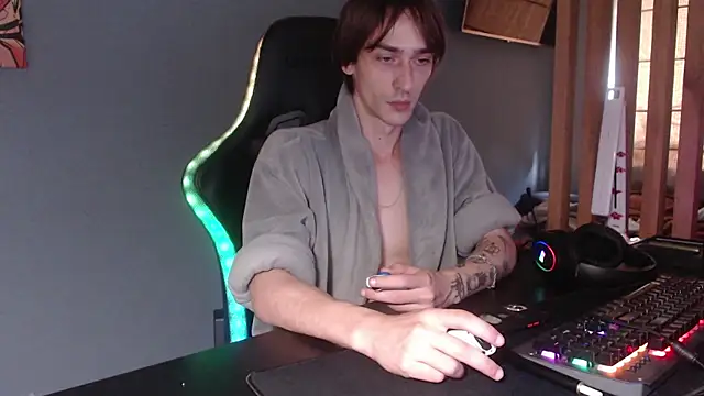 Samuel Skywalker online show from 07-08-26, 10:42