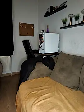 ZaramourXMrX online show from 04-12-26, 07:19