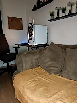 ZaramourXMrX online show from 04-17-26, 07:28