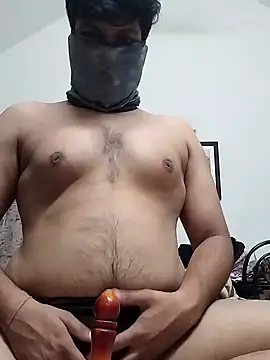 Snapshot of smallthickdick115 chatting on 04-22-26, 07:44 smallthickdick115 online show from 04-22-26, 07:44