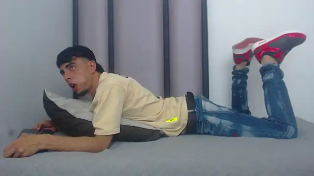 Endrick-23 online show from 03-29-26, 04:01