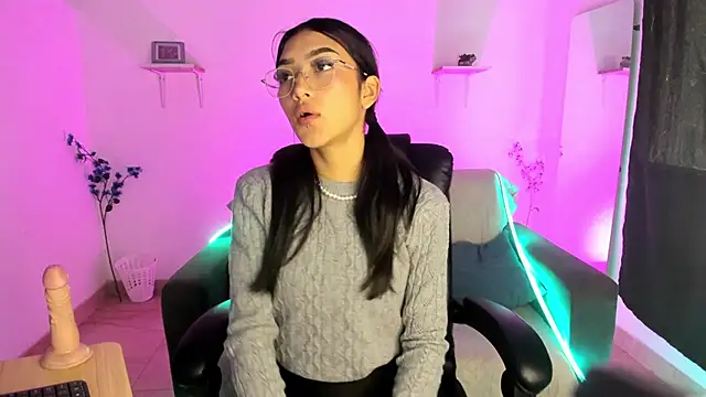 jaulyn 18 online show from 03-20-26, 12:10