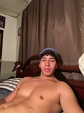 Snapshot of Alejandrososas chatting on 05-29-26, 04:32 Alejandrososas online show from 05-29-26, 04:32