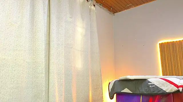 CIccioline pussyGolden online show from 03-04-26, 08:26