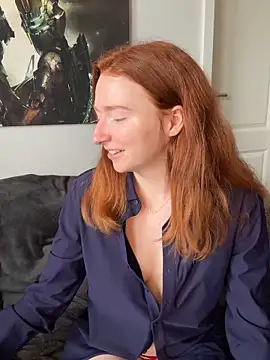 HoneyBunny18 online show from 03-25-26, 12:44