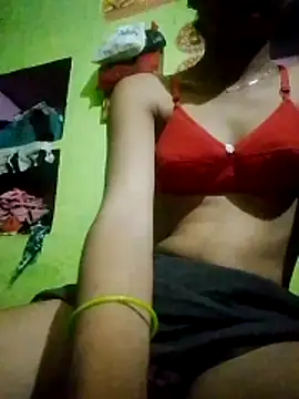 Snapshot of wifedesi7050 chatting on 05-10-26, 04:45 wifedesi7050 online show from 05-10-26, 04:45
