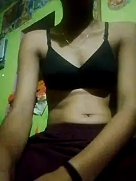 Snapshot of wifedesi7050 chatting on 05-25-26, 05:08 wifedesi7050 online show from 05-25-26, 05:08