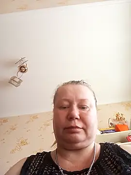 KiraStanton online show from 05-06-26, 11:48