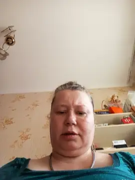 KiraStanton online show from 05-09-26, 12:43